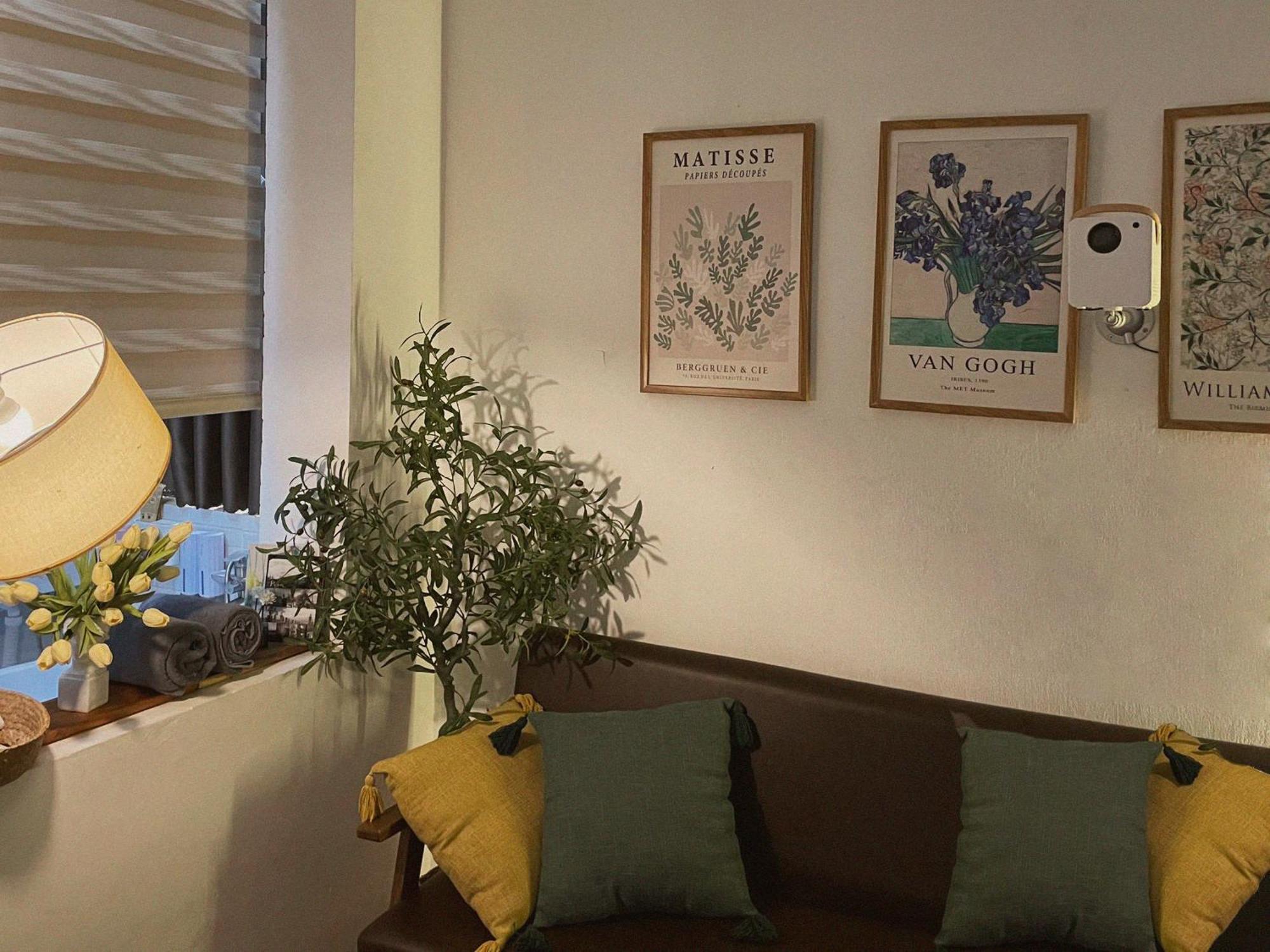 Bathhub Amoureux Chua Ha * Hanoi