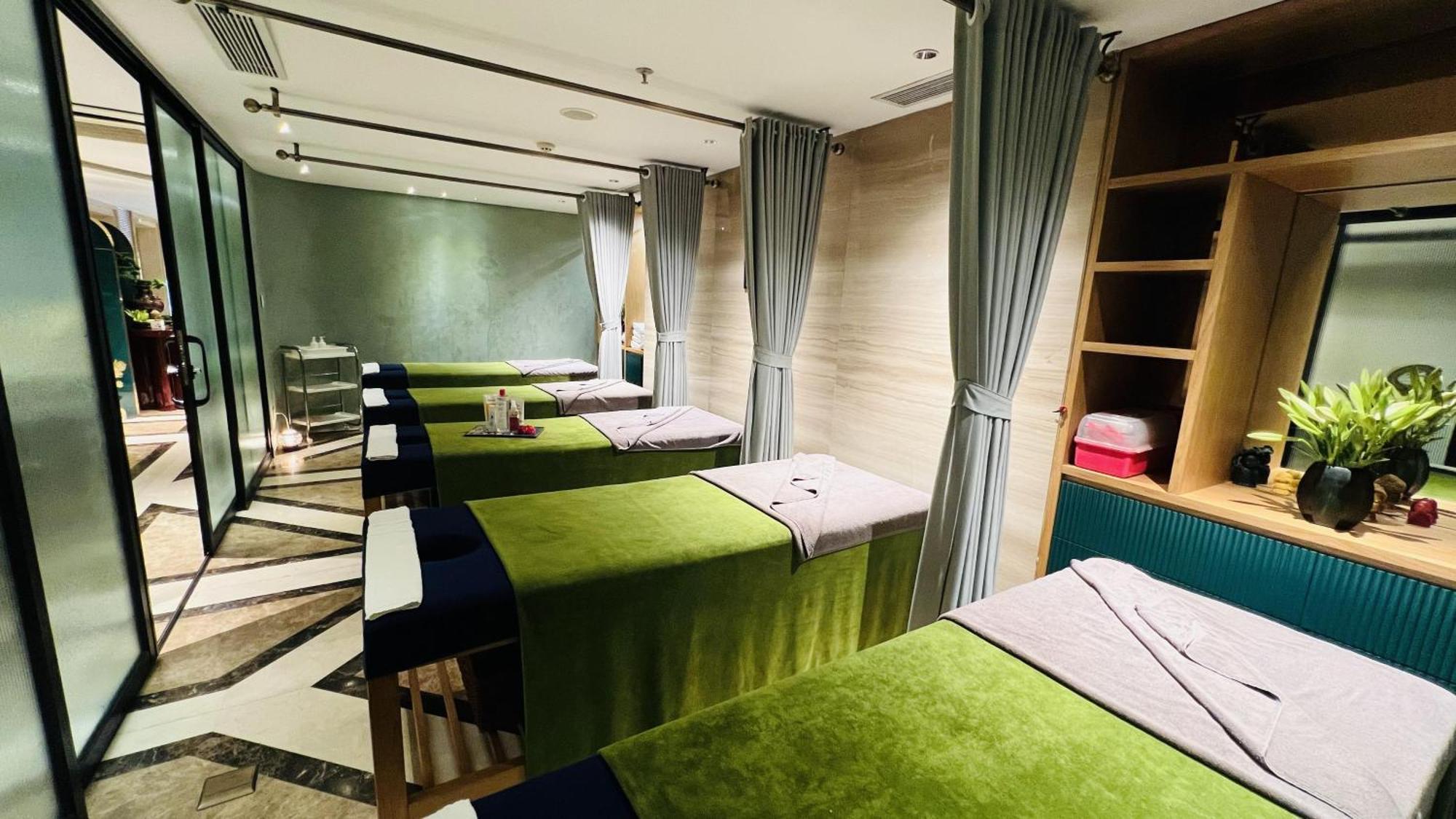 Hotel Golden Silk Boutique 4*