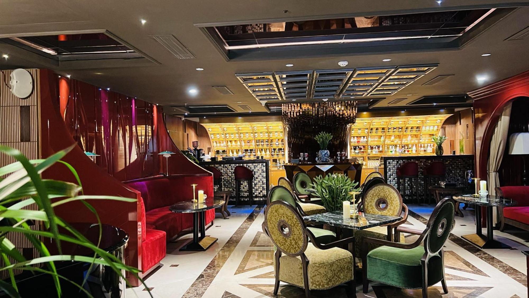 Golden Silk Boutique Hotel 4*
