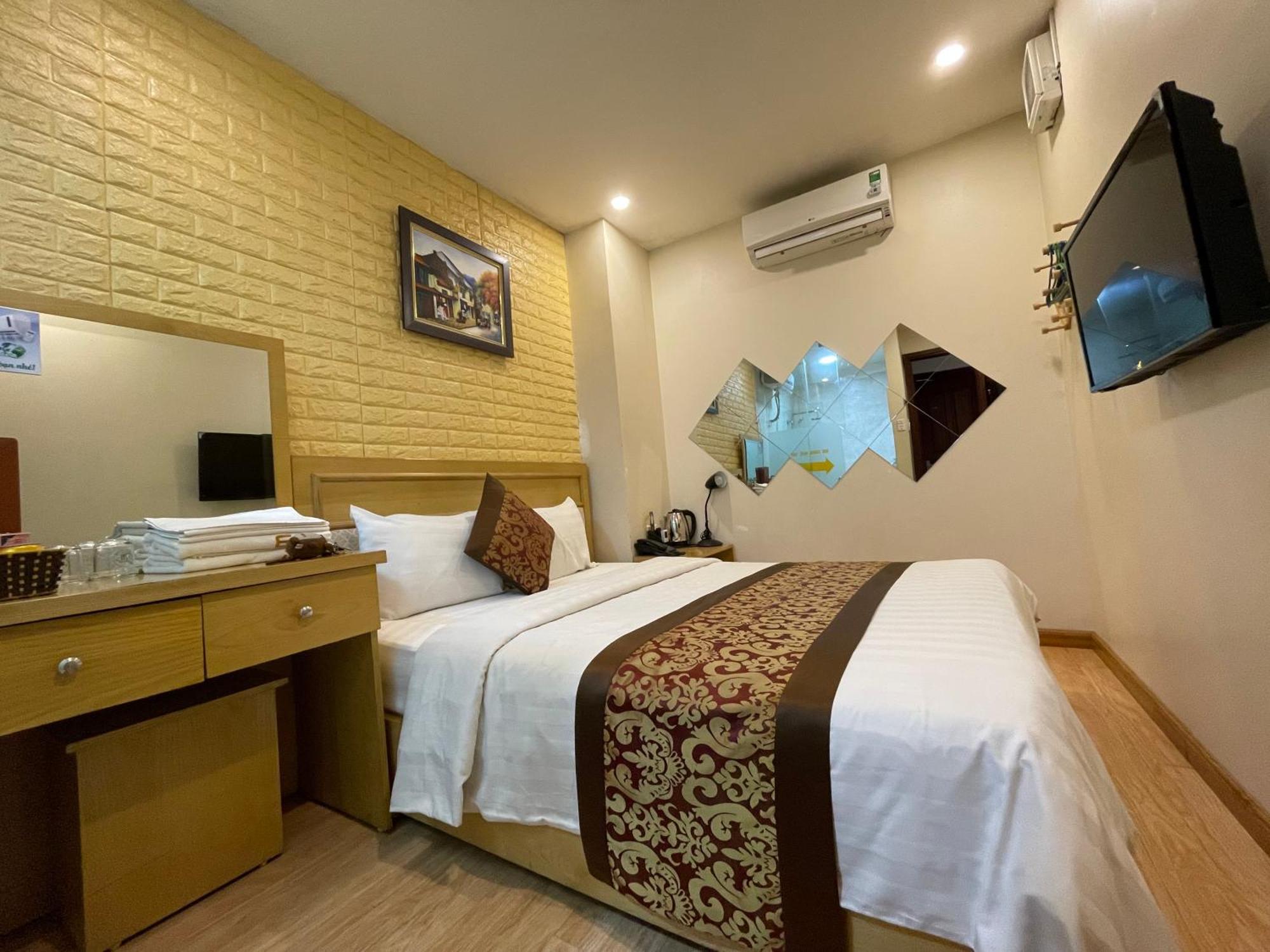 Hotel Mely Ha Noi