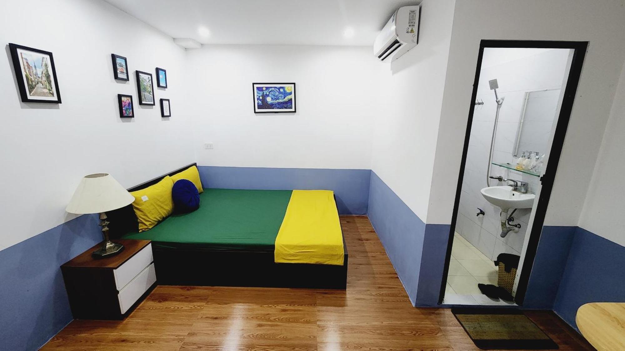 Cozy Long Bien Homestay