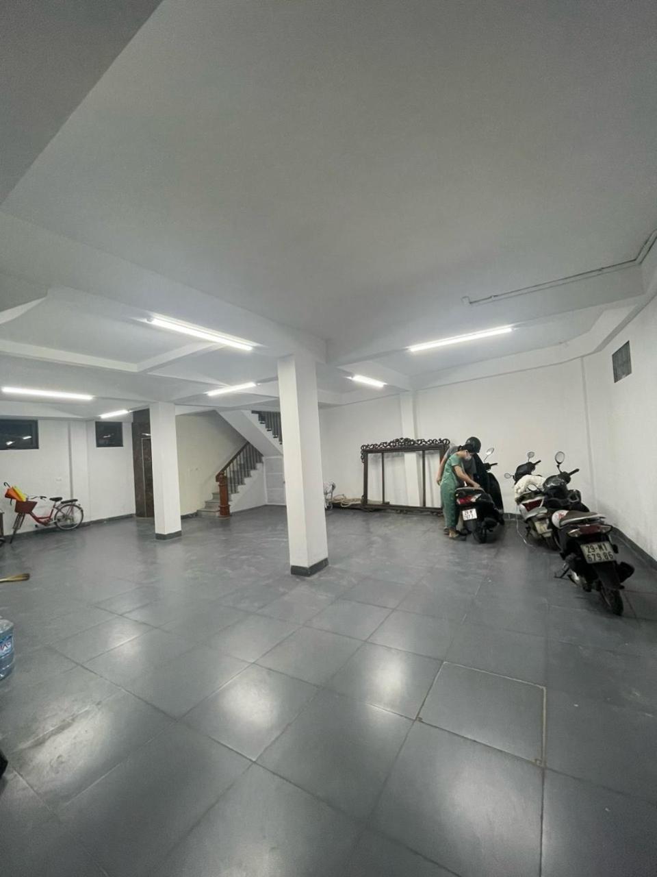 Lica's West
