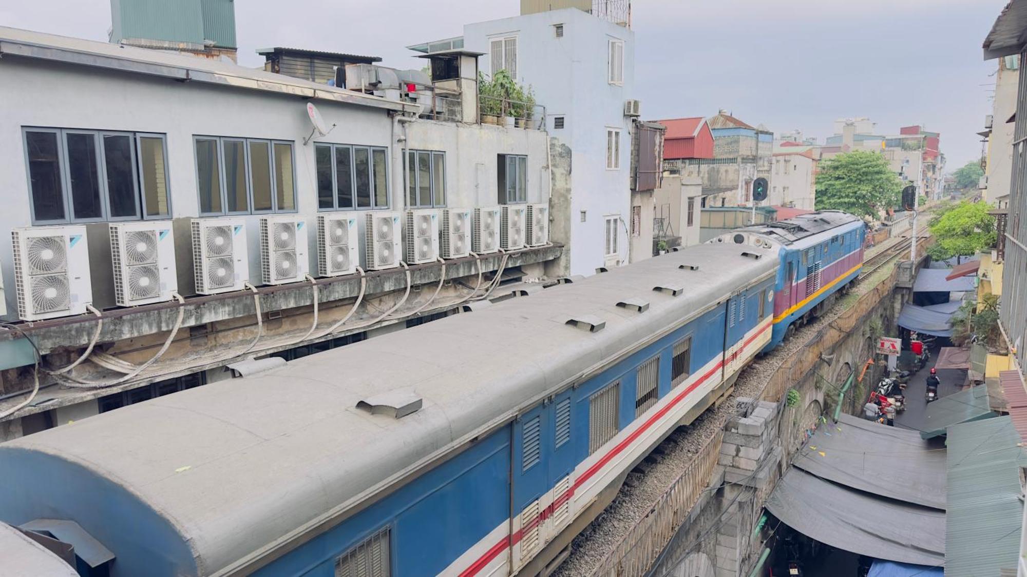 Apartment Railway Hanoi