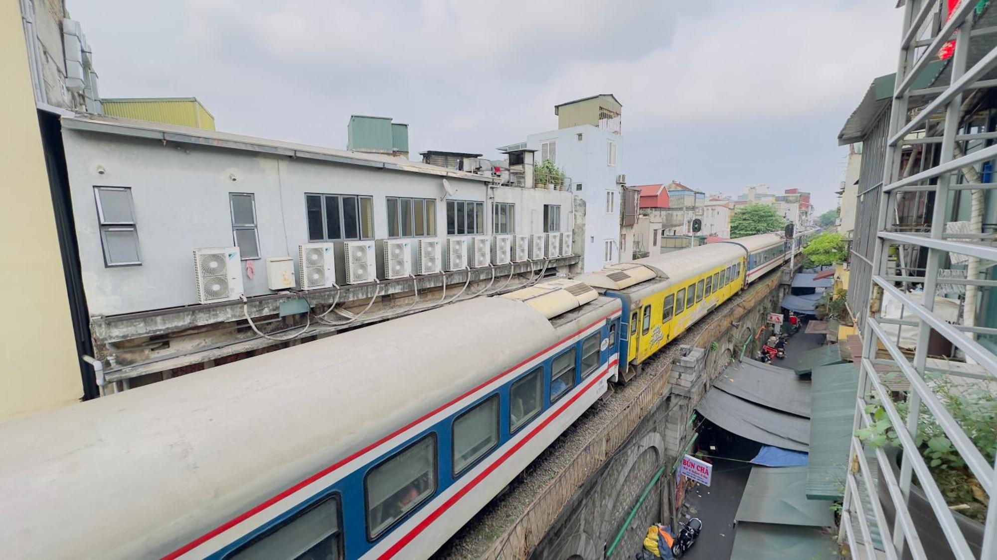 Railway Apartment *