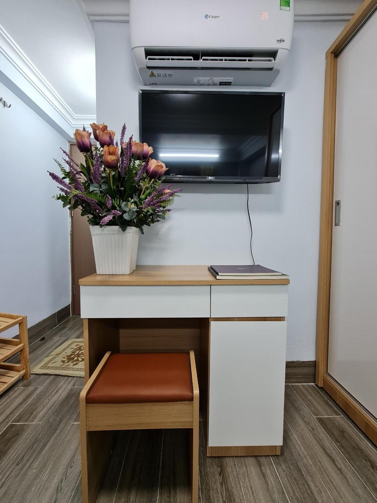 Lotus Homestay - Homestay In Old Quarter At Alley 30 Lo Su, Hoan Kiem, Hanoi, Vietnam *