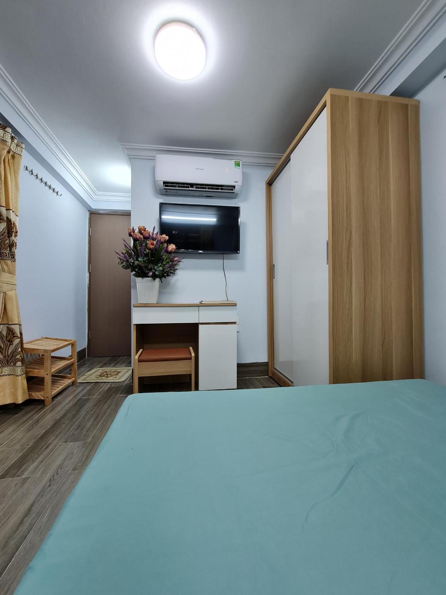 Lotus Homestay - Homestay In Old Quarter At Alley 30 Lo Su, Hoan Kiem, Hanoi, Vietnam * Hanói