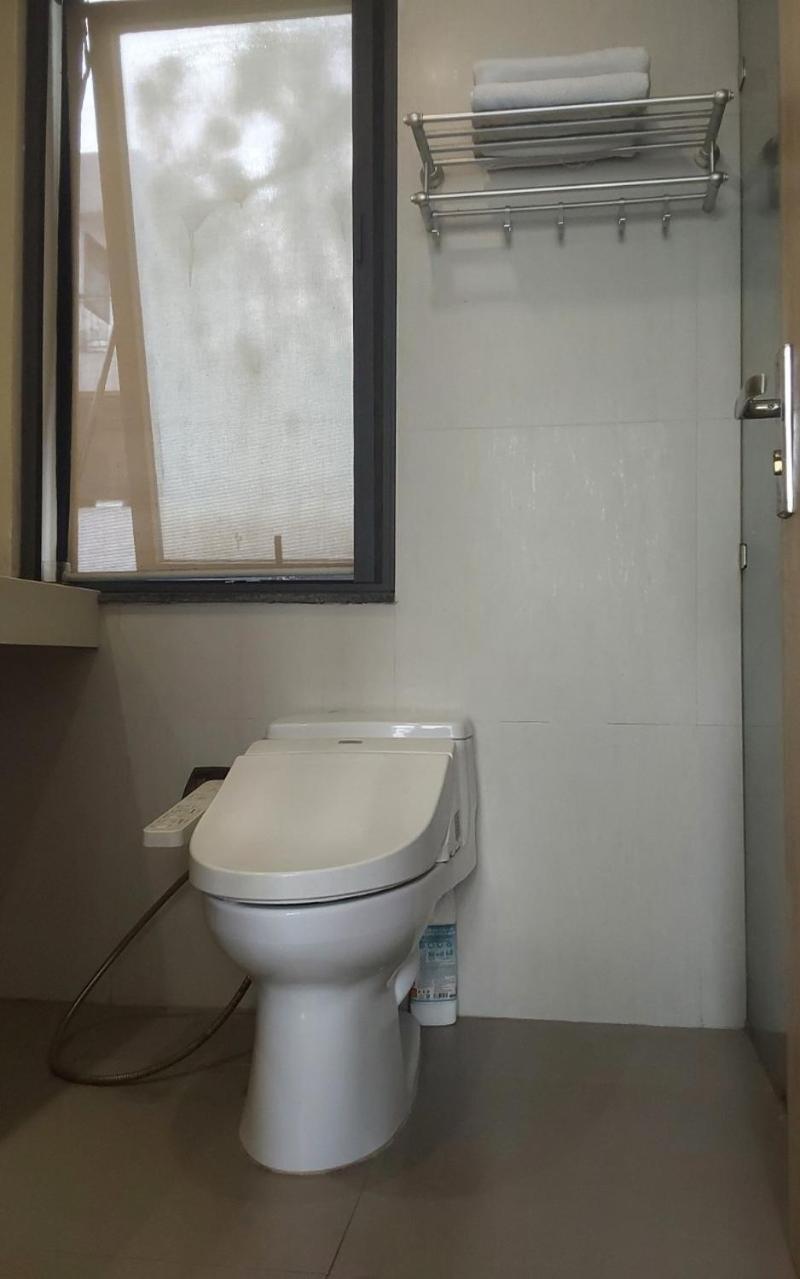 Quiet Hoang Quoc Viet & Apartment *