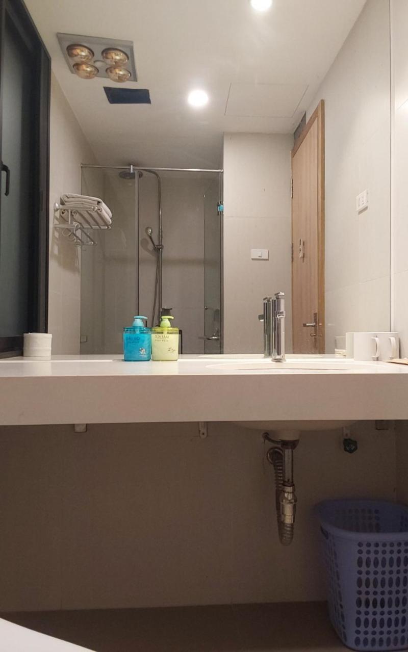 Apartment Quiet Hoang Quoc Viet & *