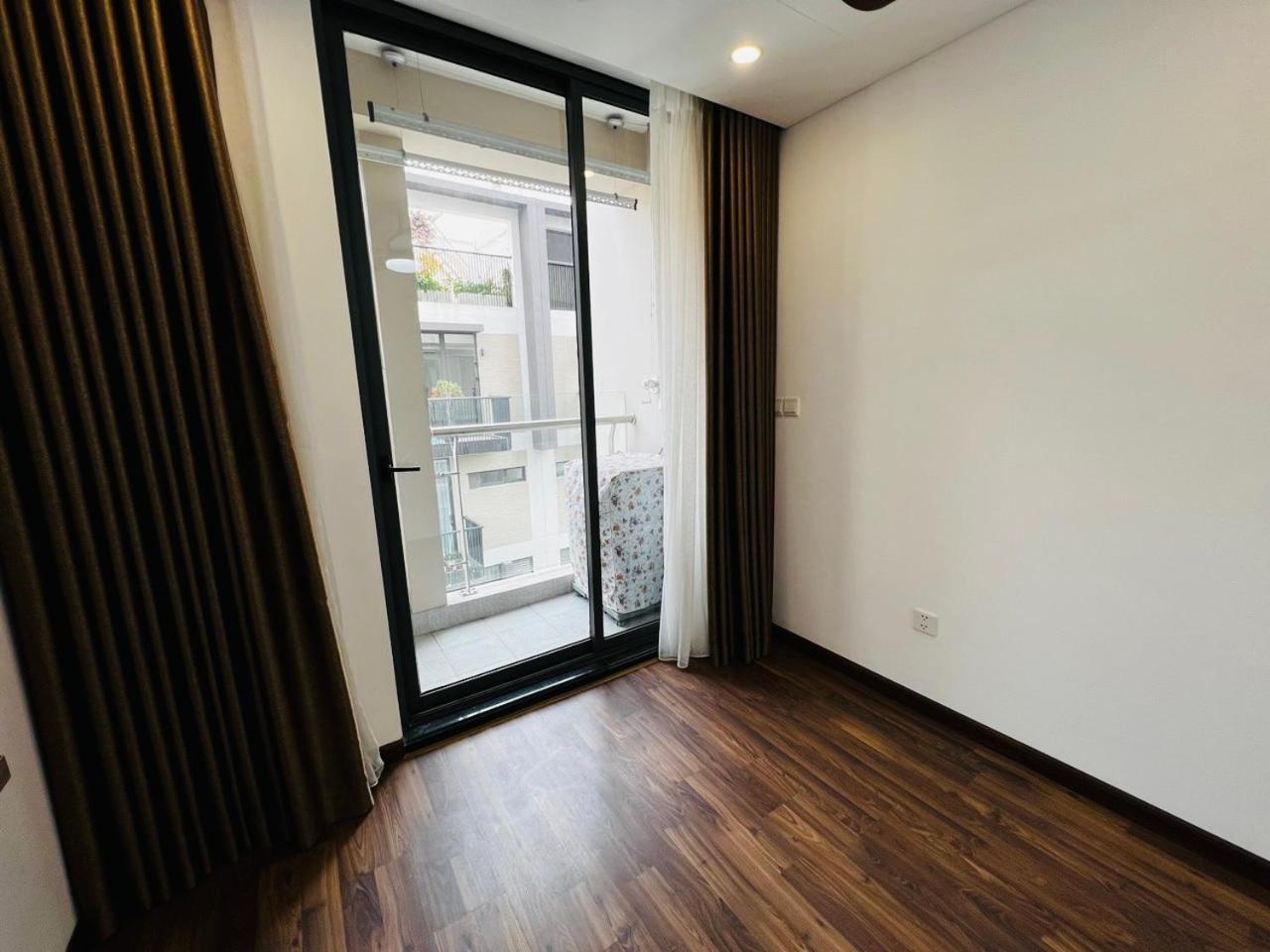 Nesta Grand Hao Nam Apartment