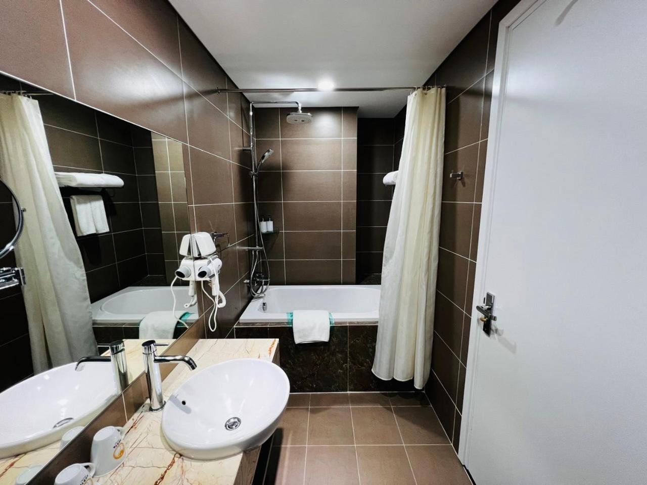 Nesta Grand Hao Nam Apartment Hanoi