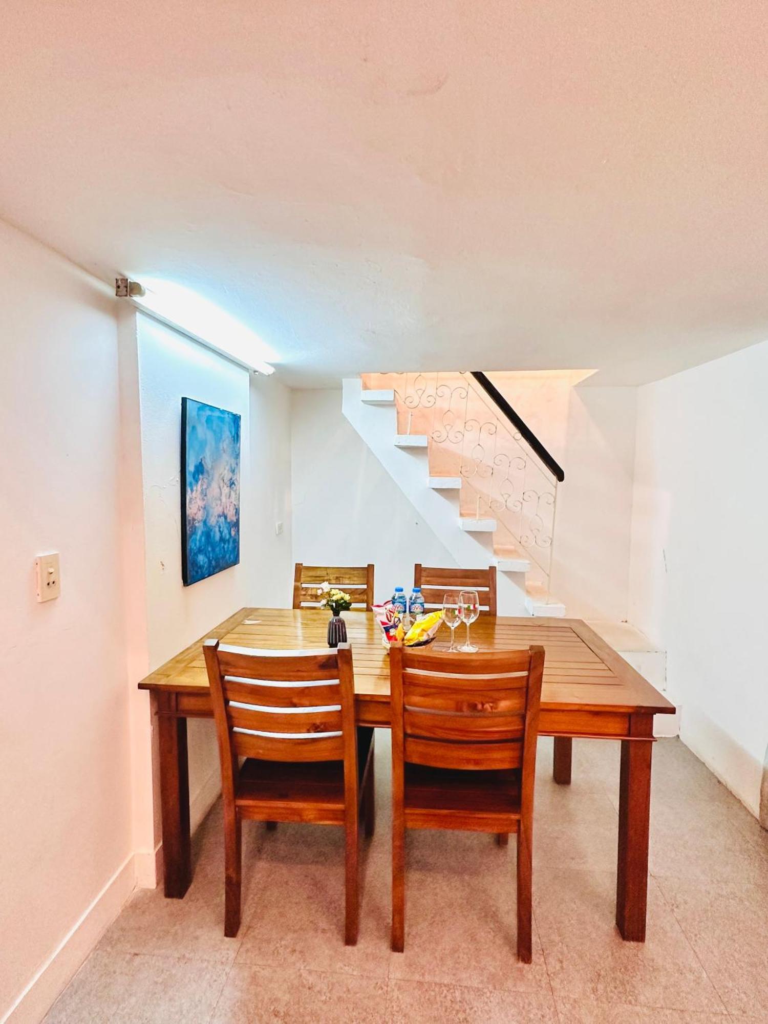 Alba House 53 Hang Buom Hanoi