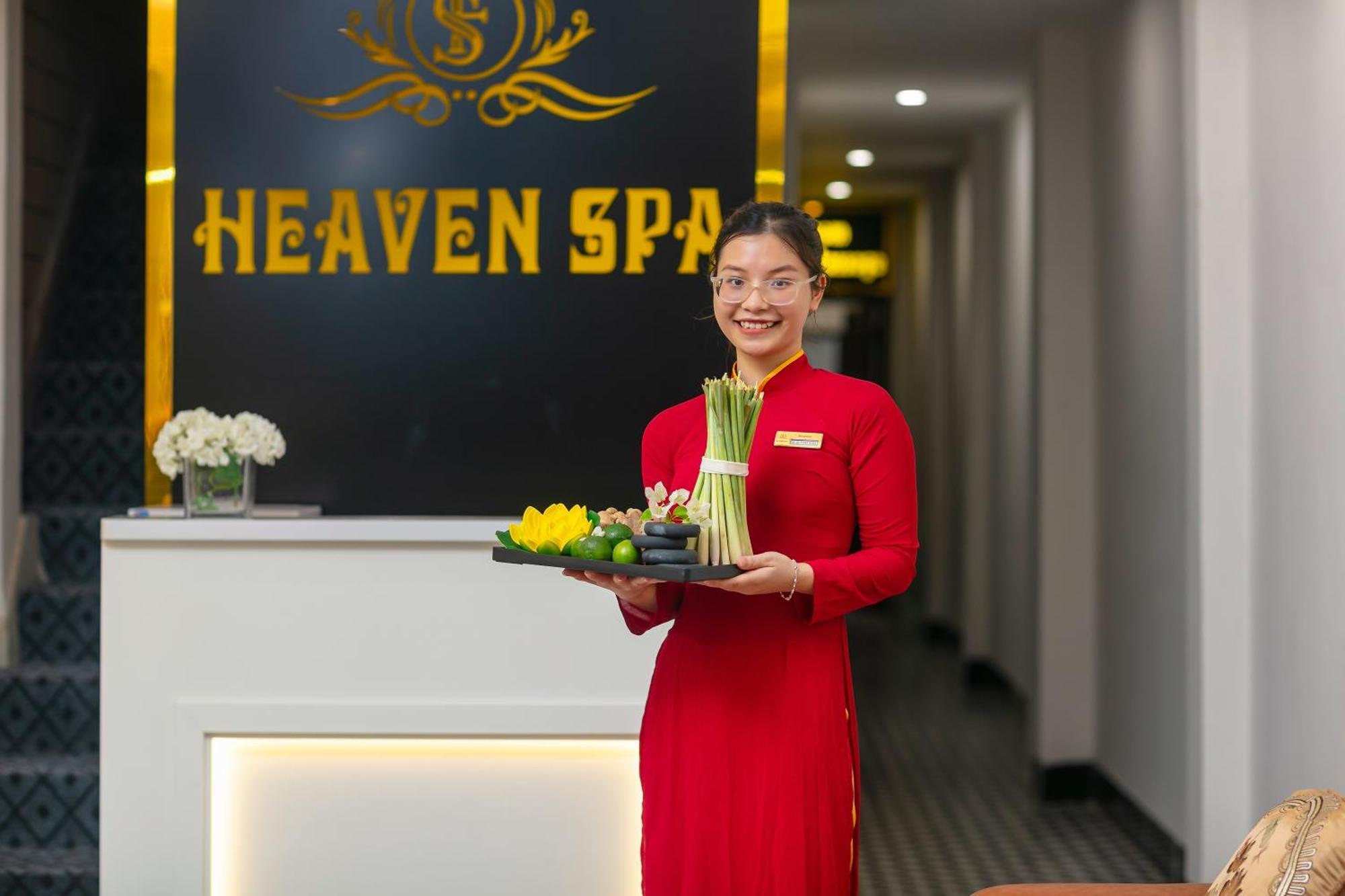 Hotel Silk Castle &