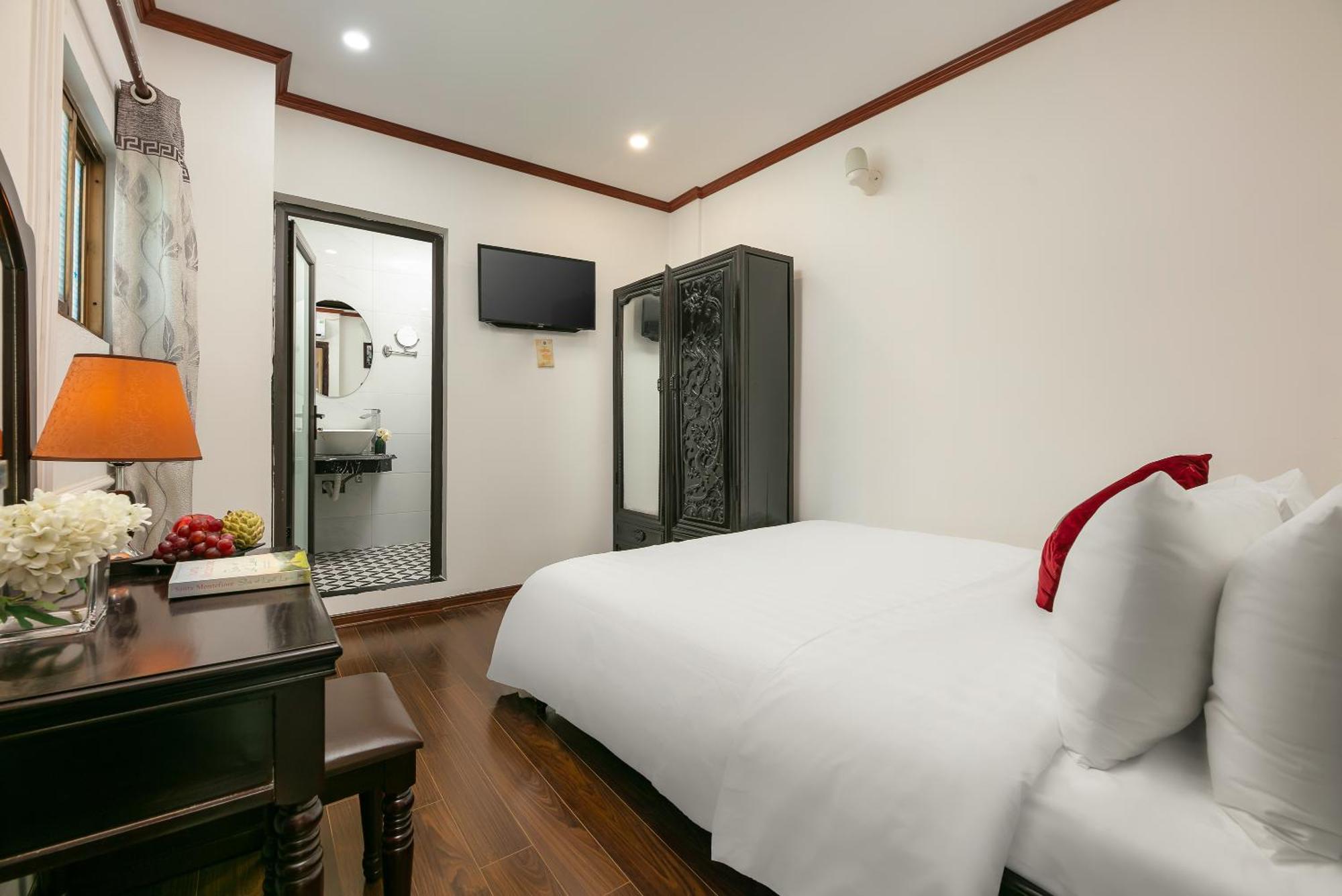 Hotel Silk Castle & 3*