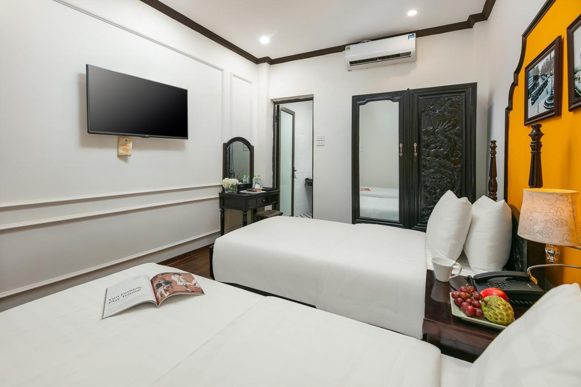 Hotel Silk Castle & 3*