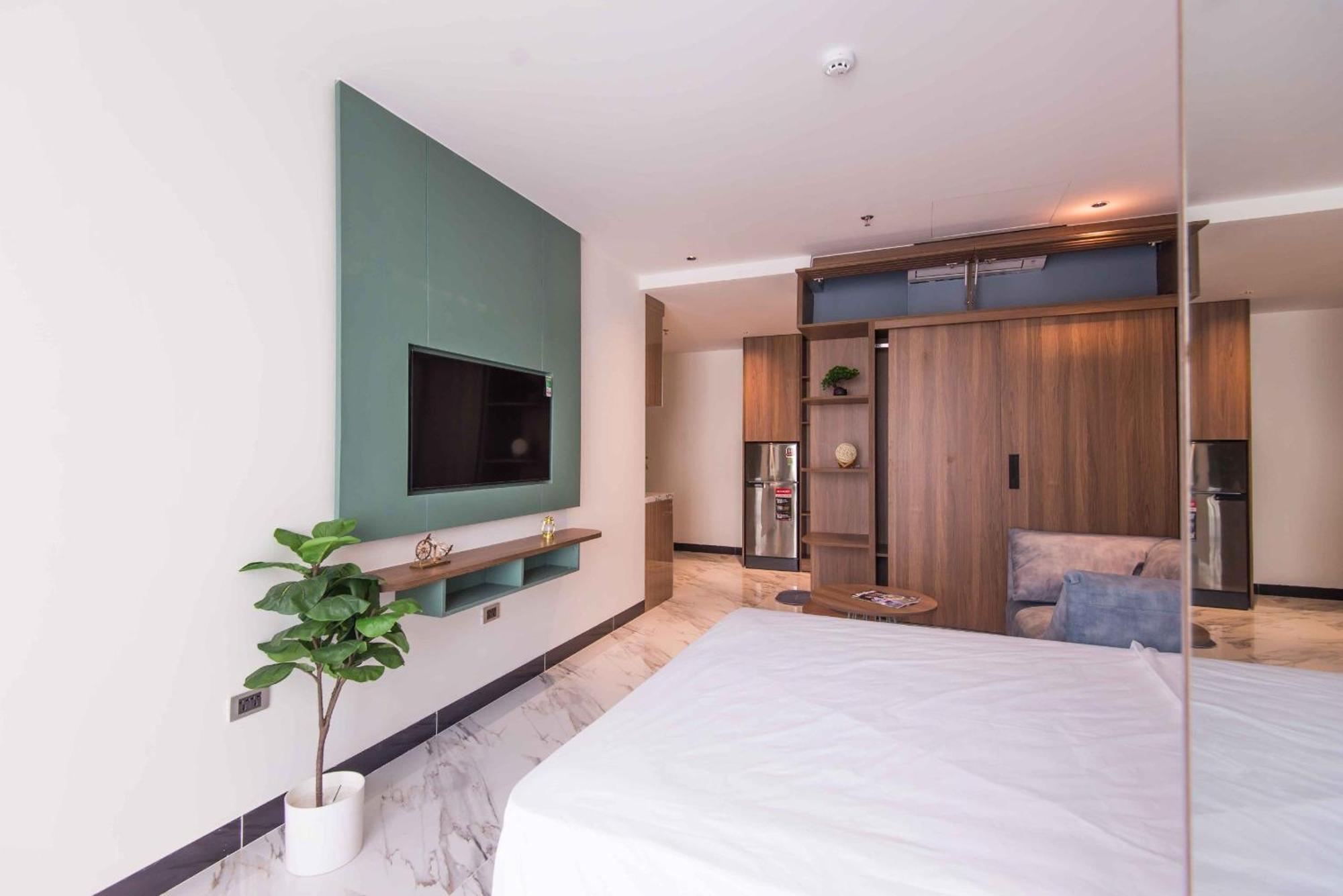 Luxe Paradise Hoang Cau 3* Hanoi