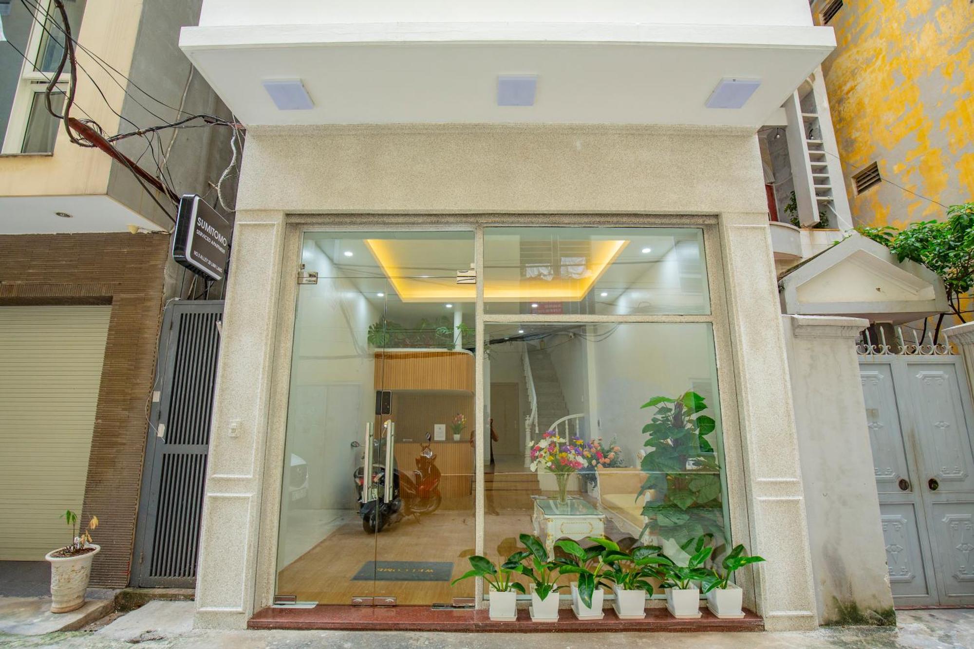 Sumitomo At No 5 Lane 39 Linh Lang Street Apartamento