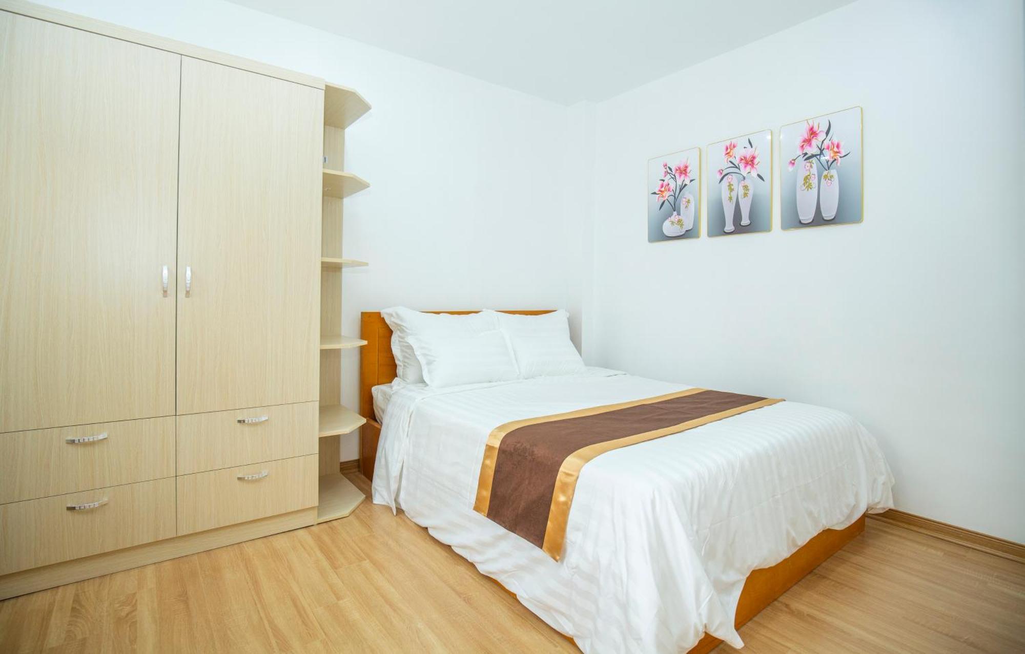 Sumitomo At No 5 Lane 39 Linh Lang Street * Hanoi