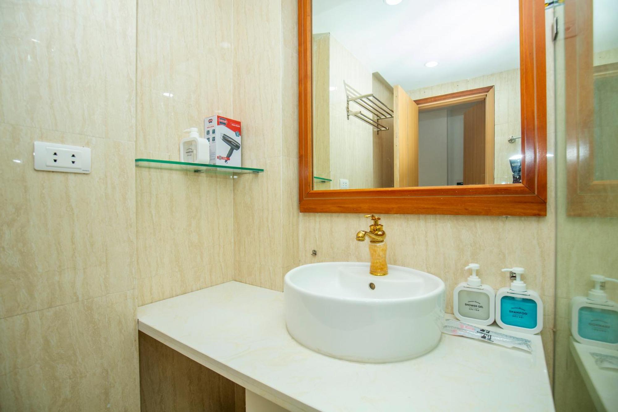 Apartamento Sumitomo At No 5 Lane 39 Linh Lang Street *