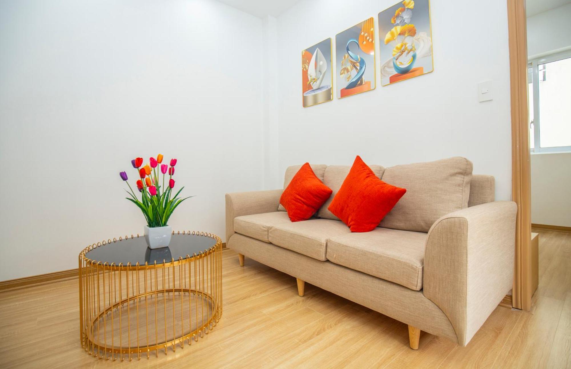 Sumitomo At No 5 Lane 39 Linh Lang Street Apartamento