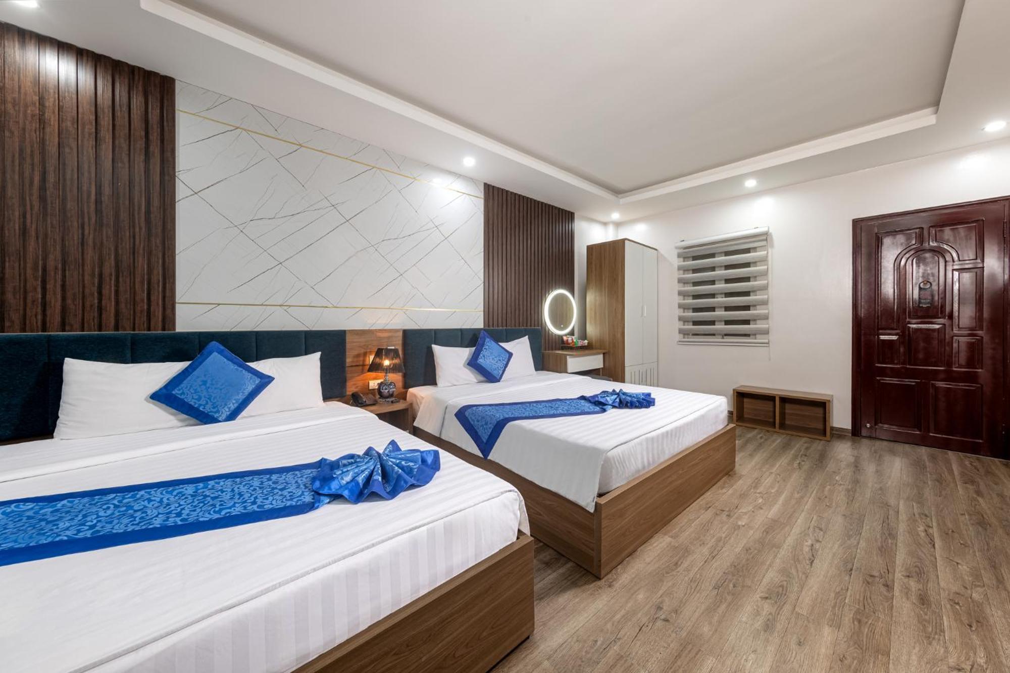 Aquarius Grand Hotel 3*