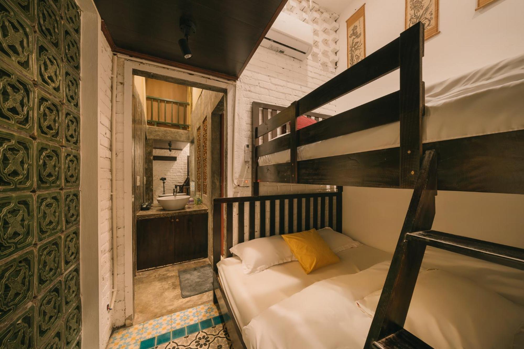 2br Cultural House In The Heart Of Old Quarter Washer&dryer Hanoi