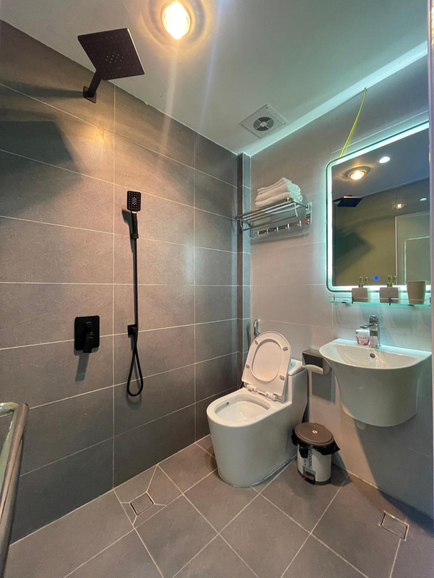 Apartment May My Dinh
