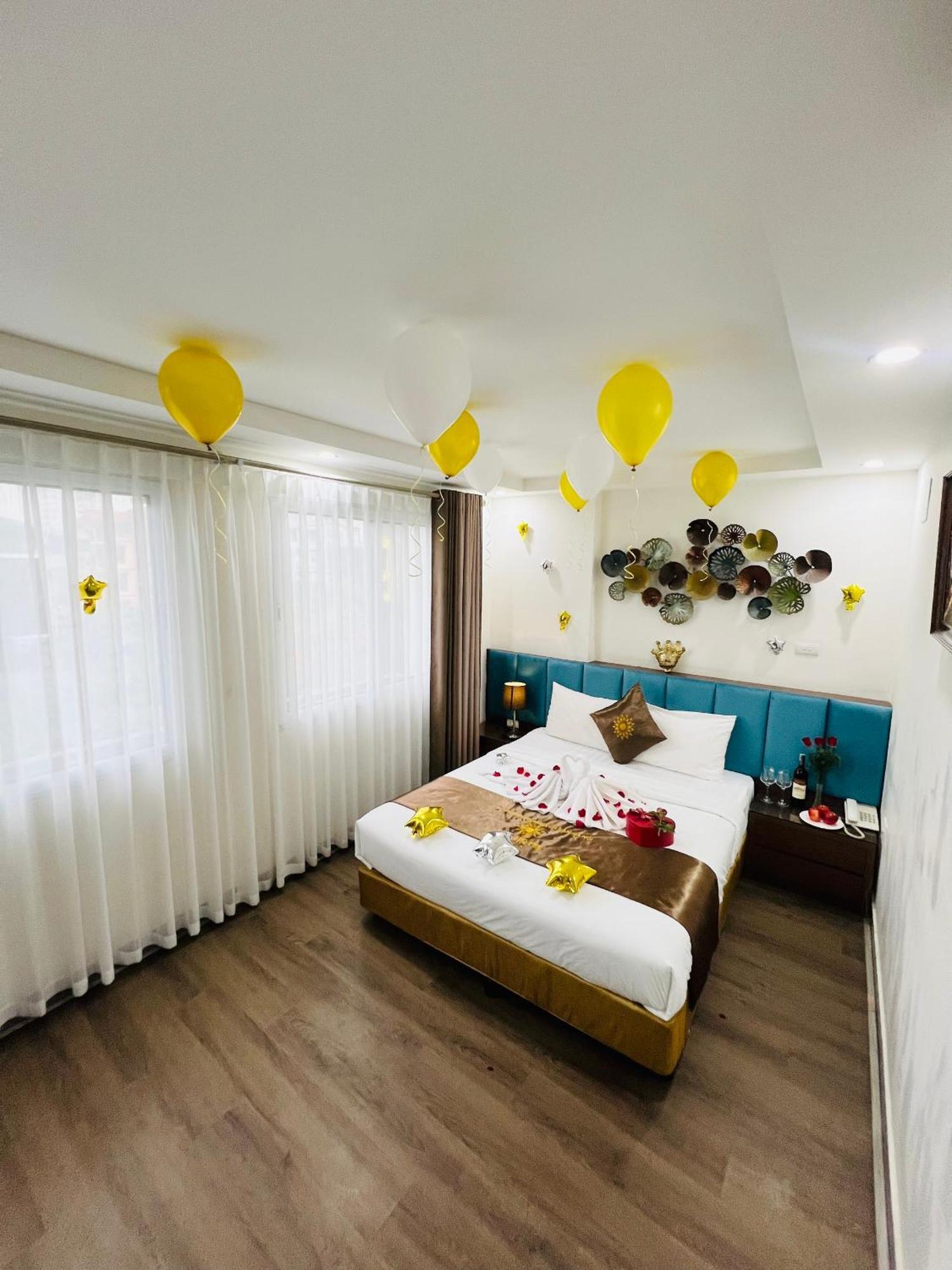 Hotel Khach San 239 Hanoi