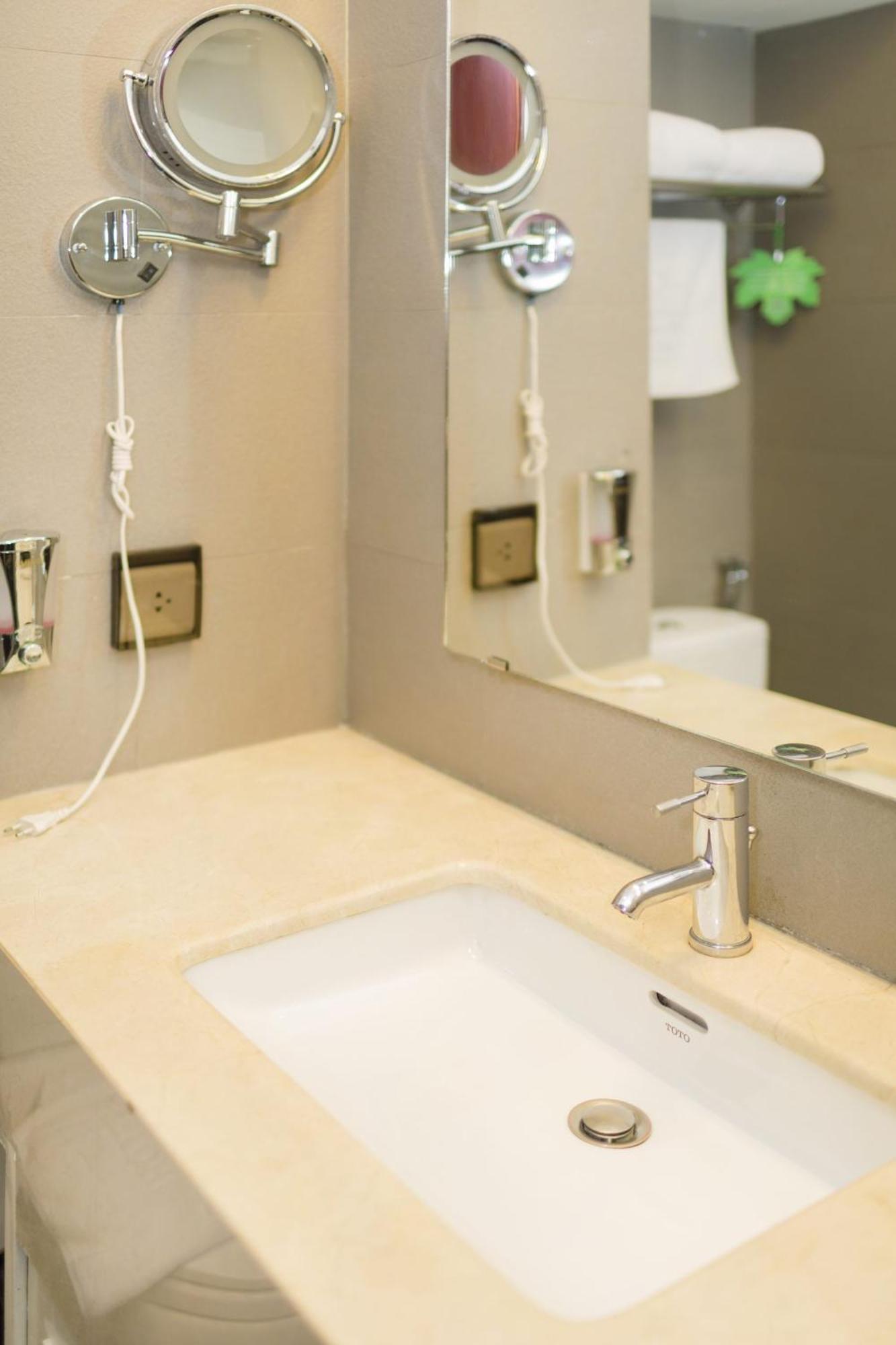 Apartment Hong Ha Hn - By Bay Luxury *