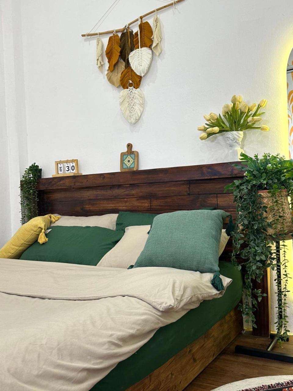 302 Forest Amoureux Chua Ha * Hanoi