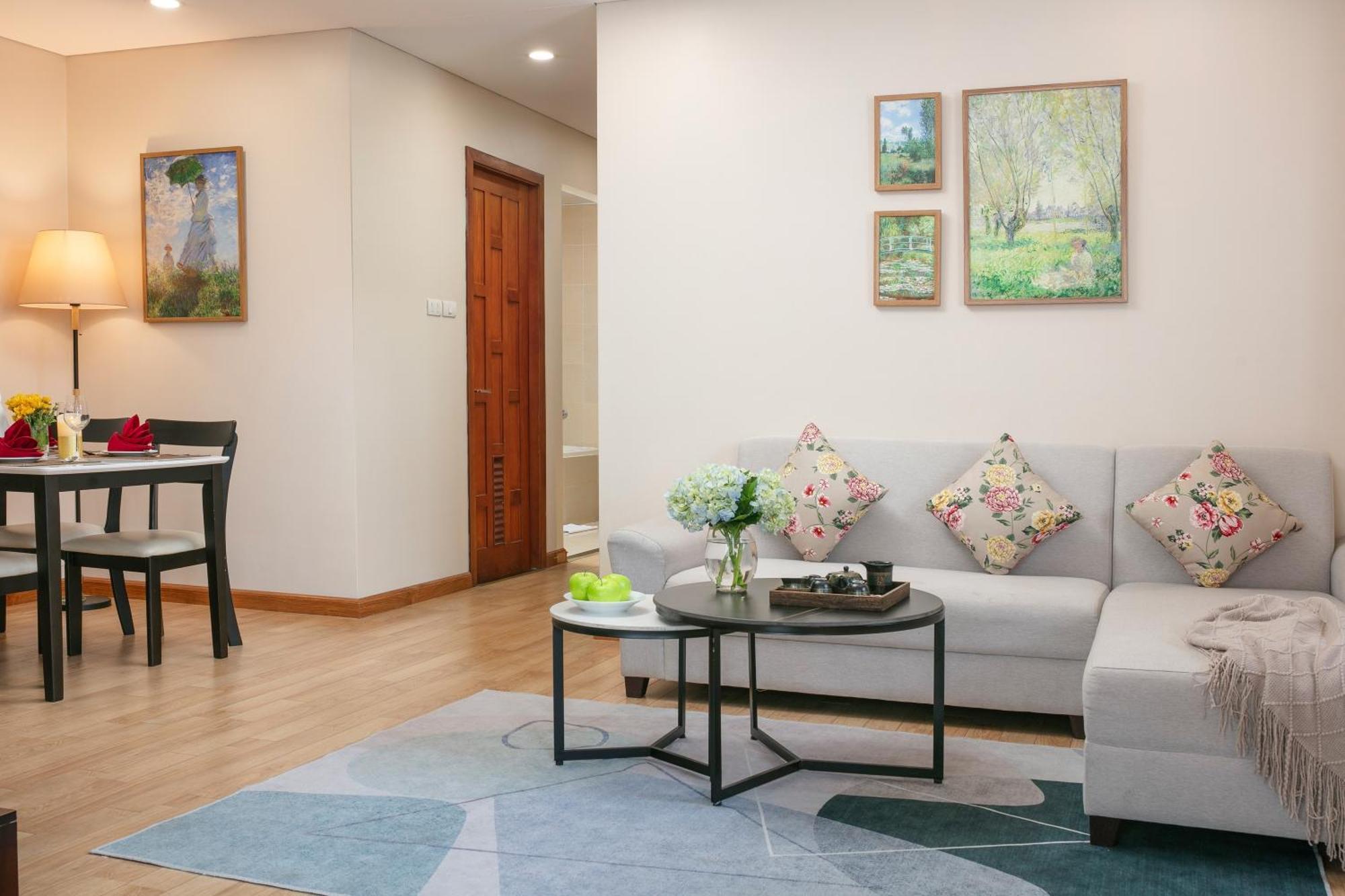 Apartment Hb Serviced - 121b Quan Hoa *
