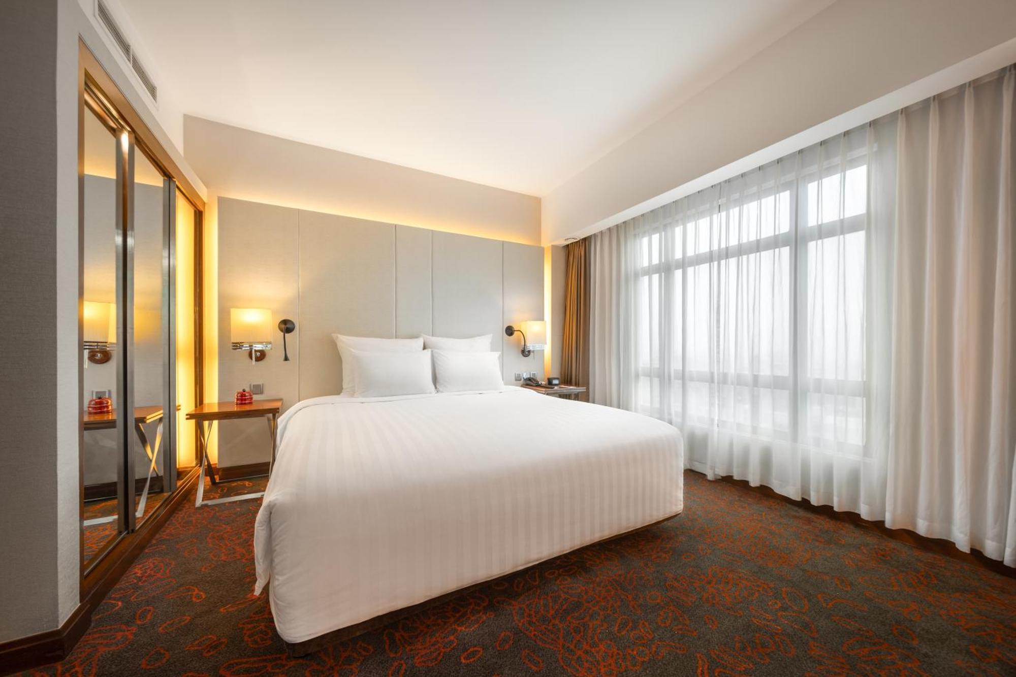 Pullman 5* Hanoi