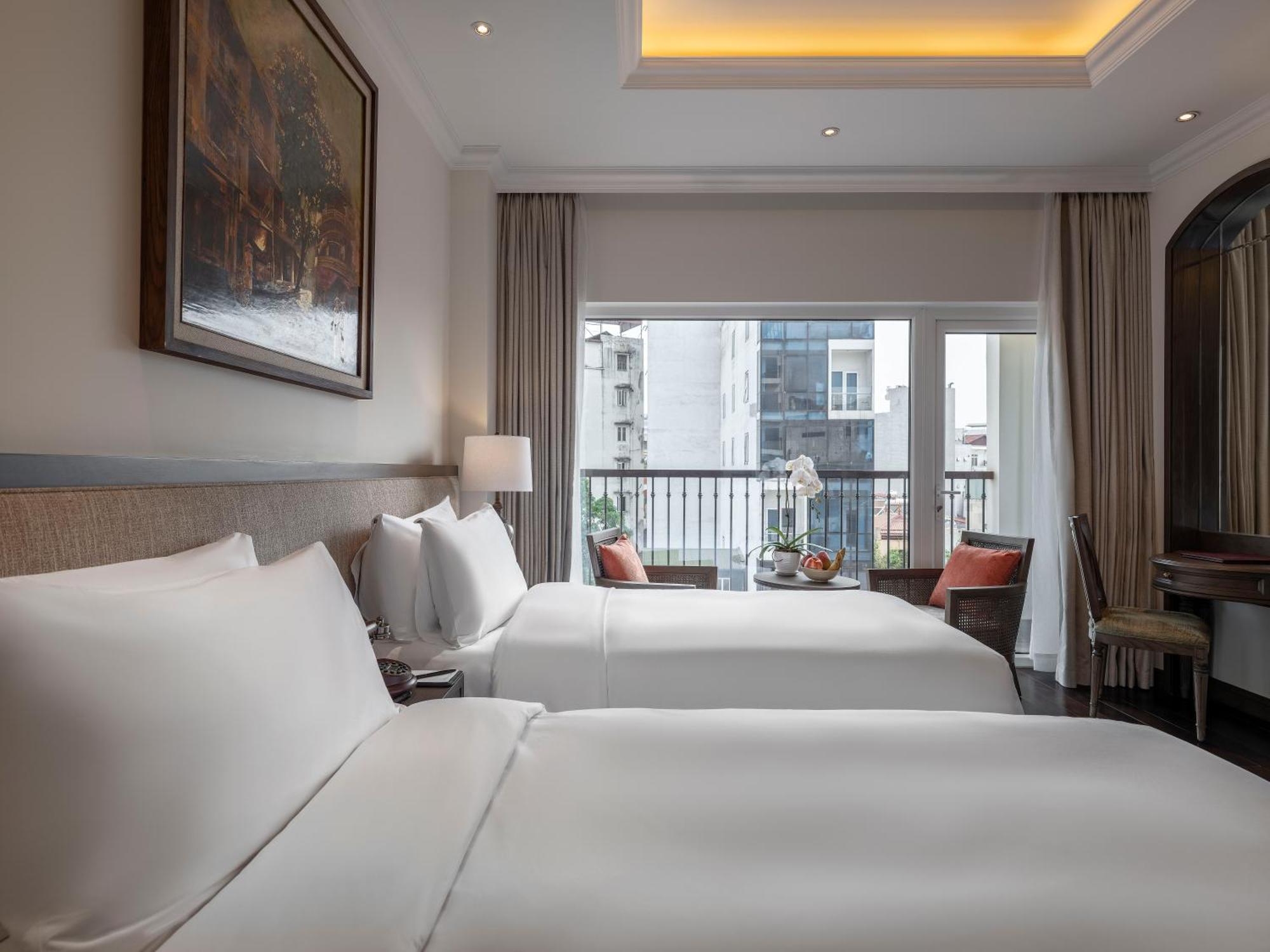 Hotel De Syloia 4*