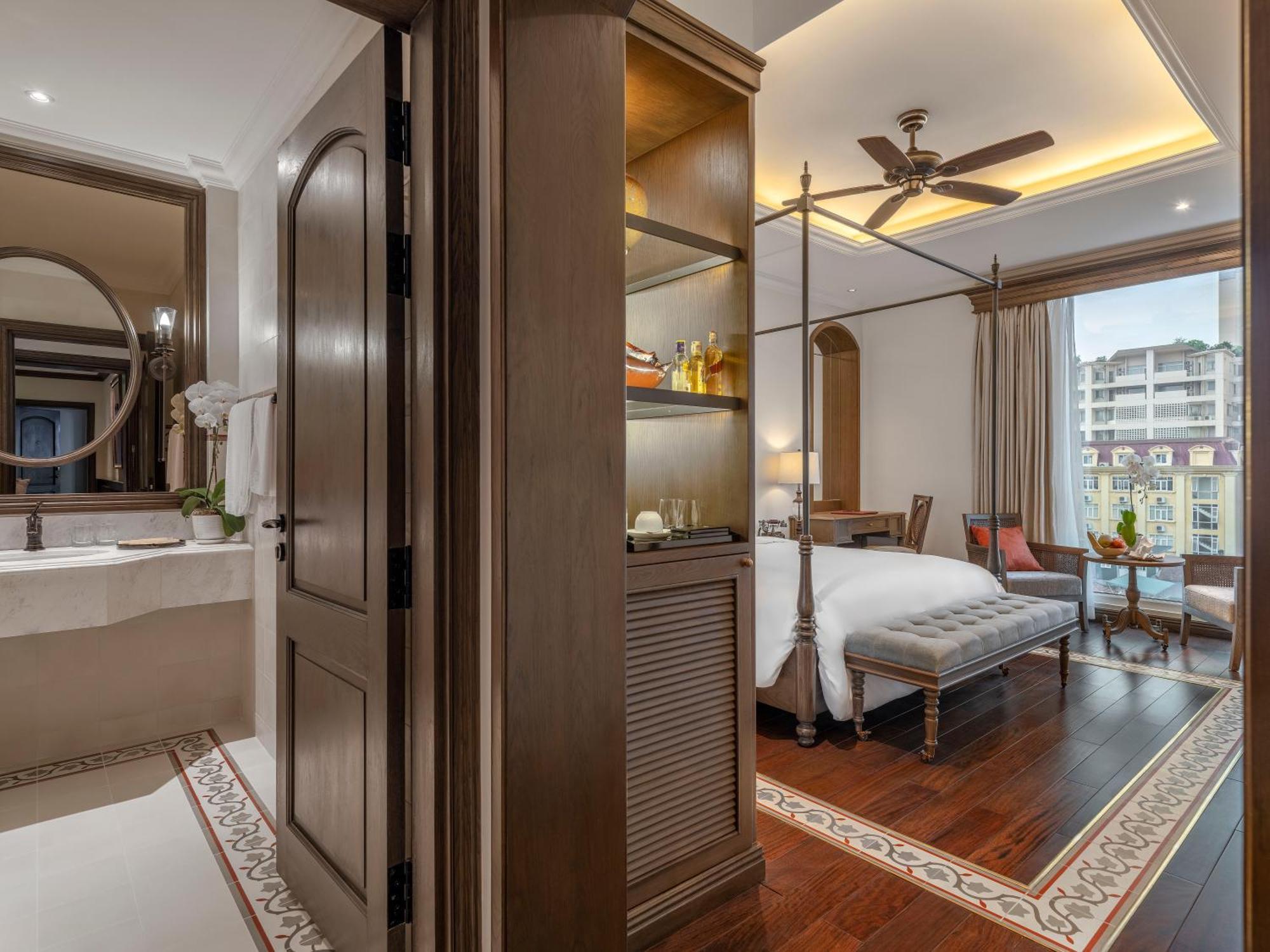 De Syloia Hotel 4*