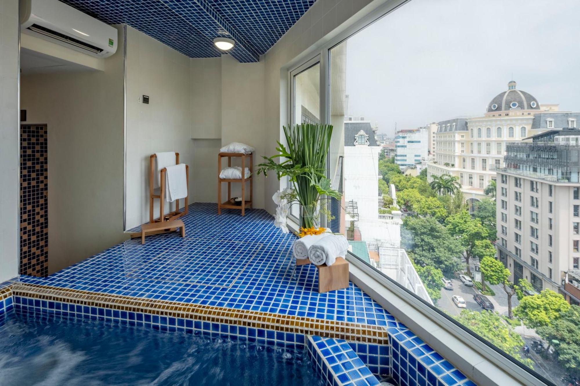 Hotel De Syloia 4*
