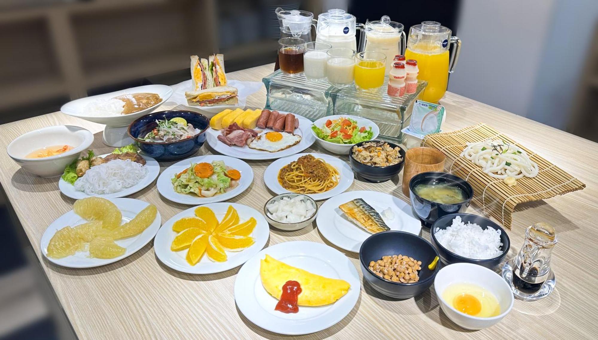 Hotel Yah & 3*