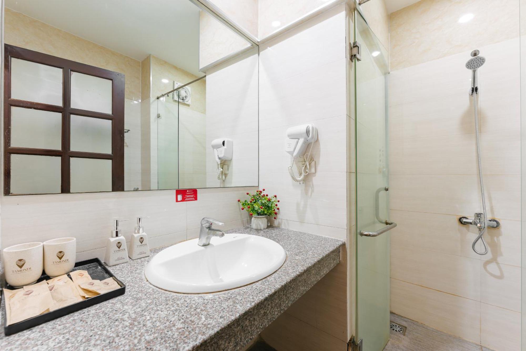 Hotel The Ky Moi And Spa - Ha Noi Center- Near Vincom Ba Trieu 2*