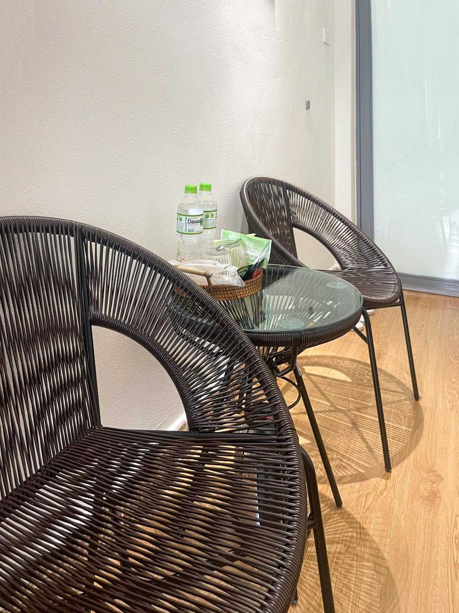Homestay Sunny Garden Balcony In Old Quarter, Free Laundry, Free Water *