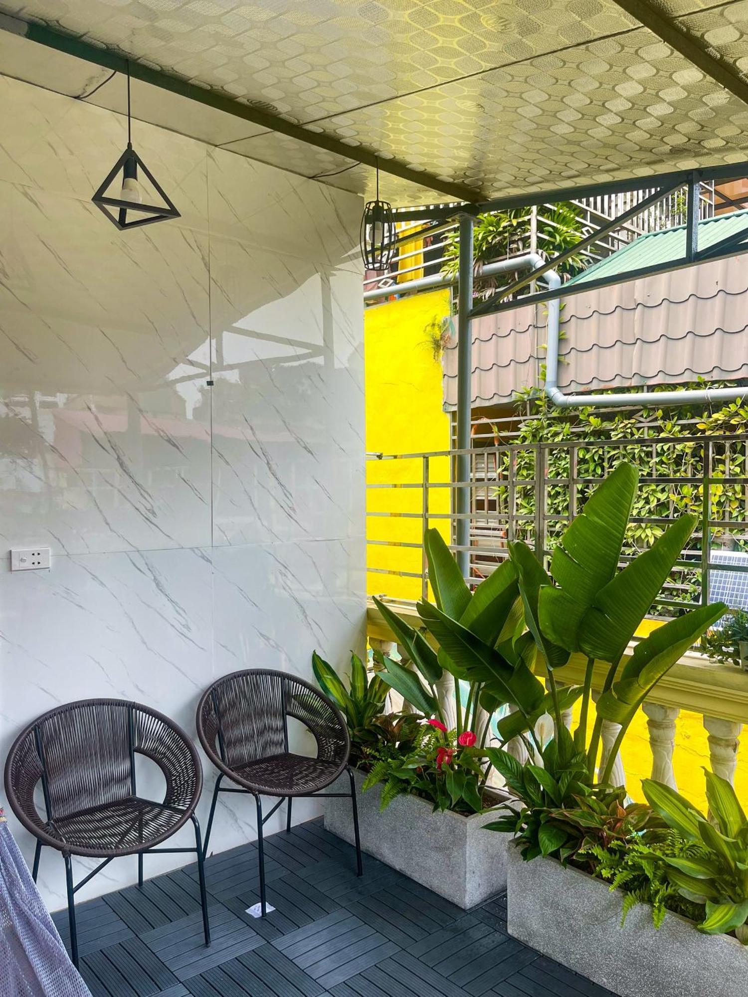 Homestay Sunny Garden Balcony In Old Quarter, Free Laundry, Free Water