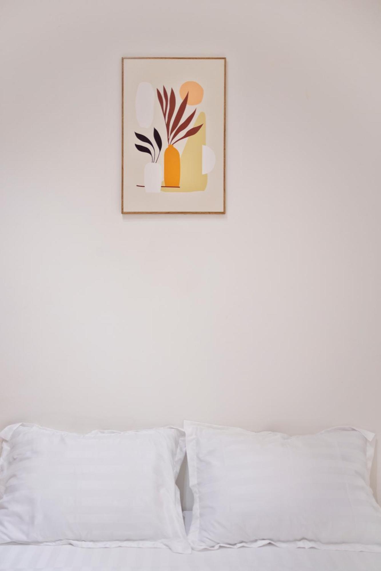 Quite Room In Old Quarter With Netflix And Free Laundry 3Rdfloor Apartment *