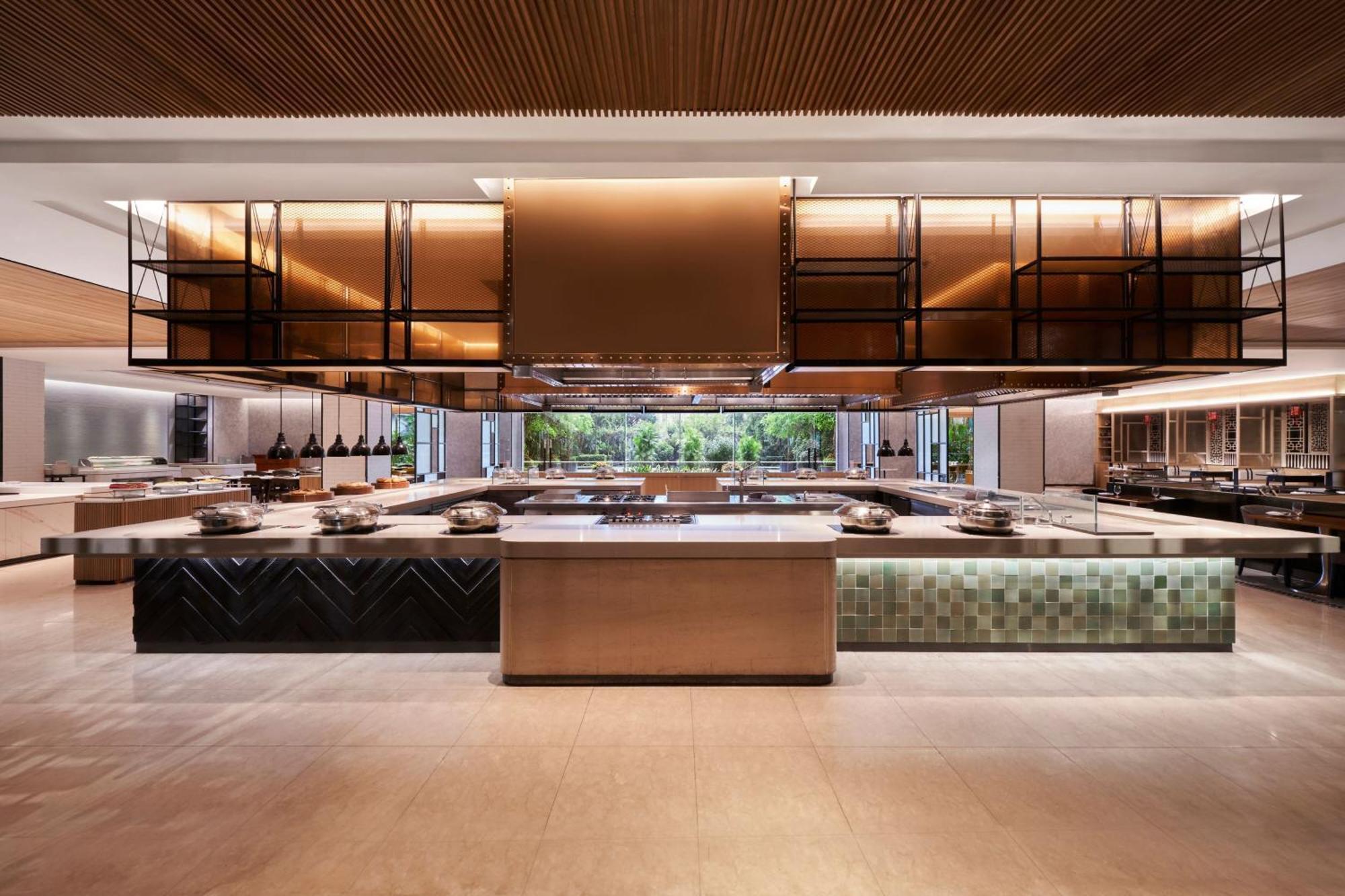 Sheraton West 5*