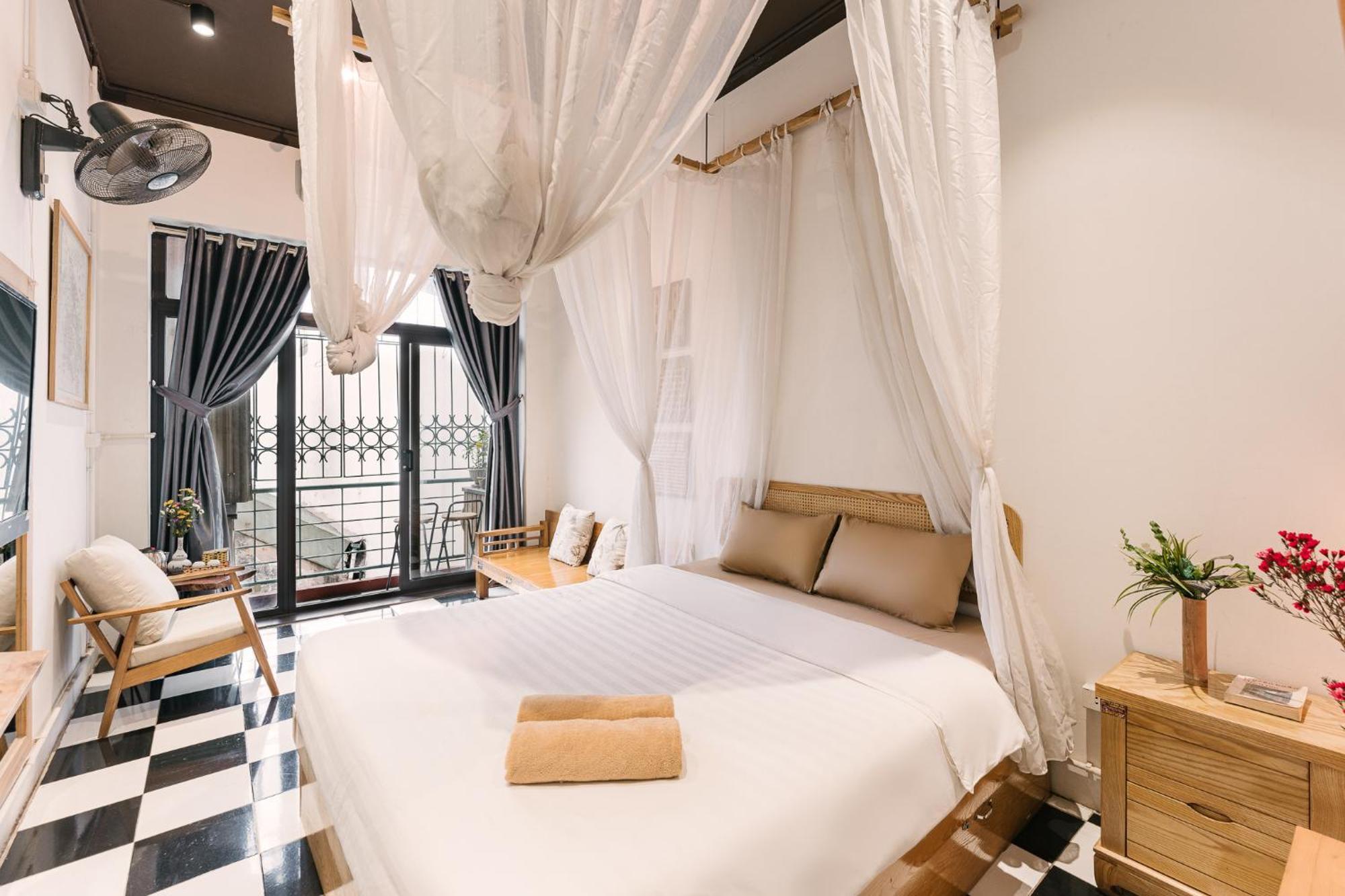 Harmony - In Old Quarter Apartment