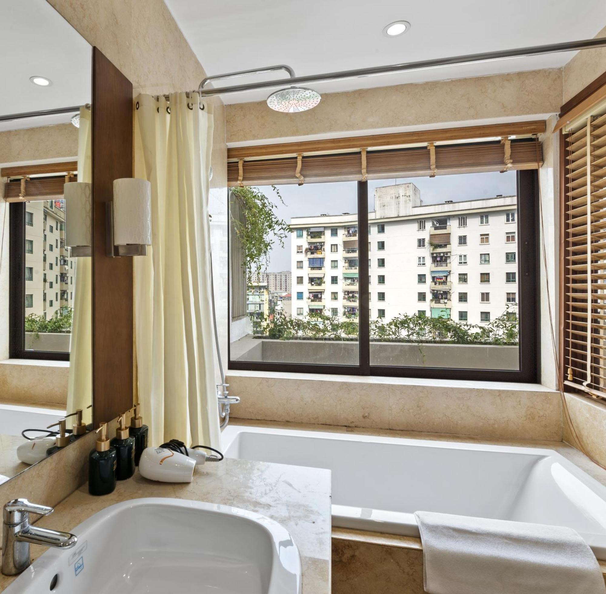 22land Classic Hotel 3*