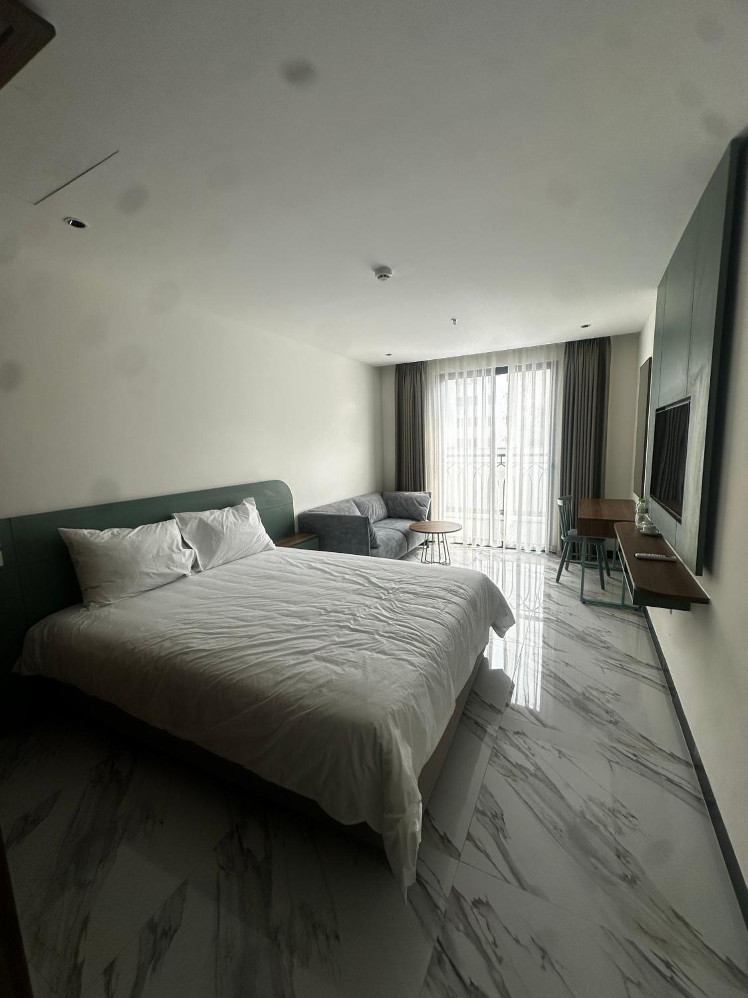 Luxe Paradise Hoang Cau Hanói