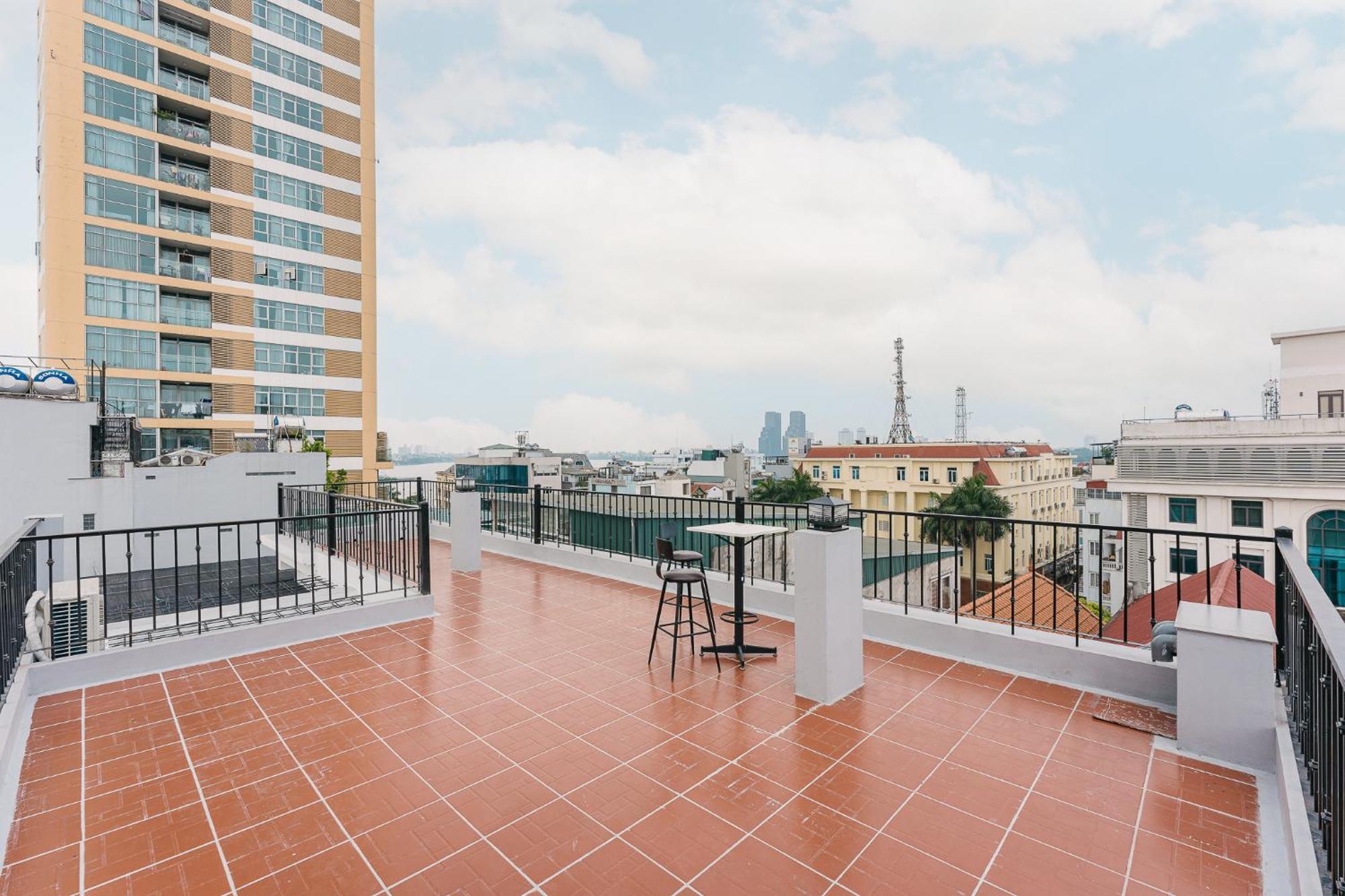 Apartment Cindy Westlake *