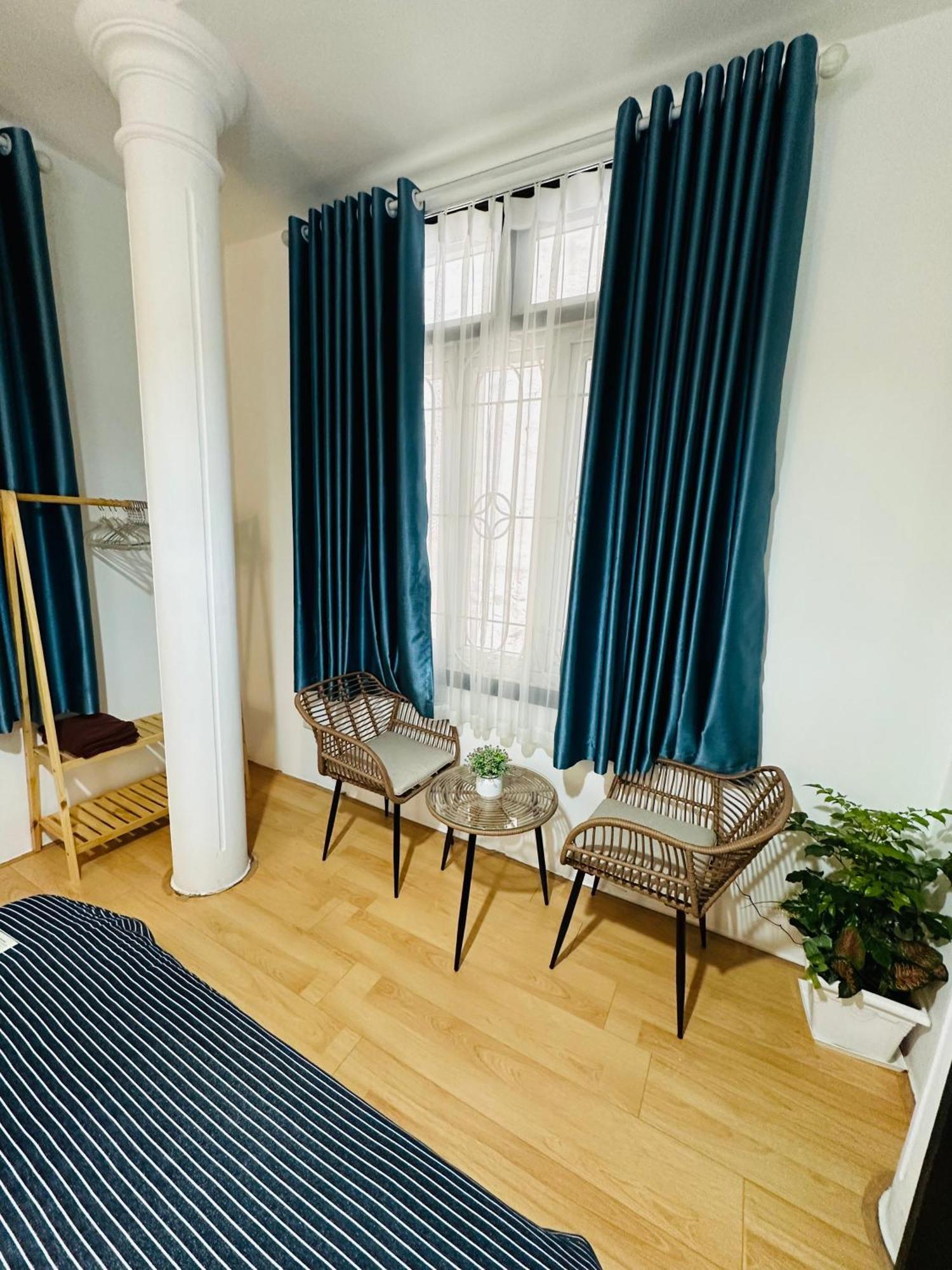 Old Quater/modern Apt/super Location * Hanoi