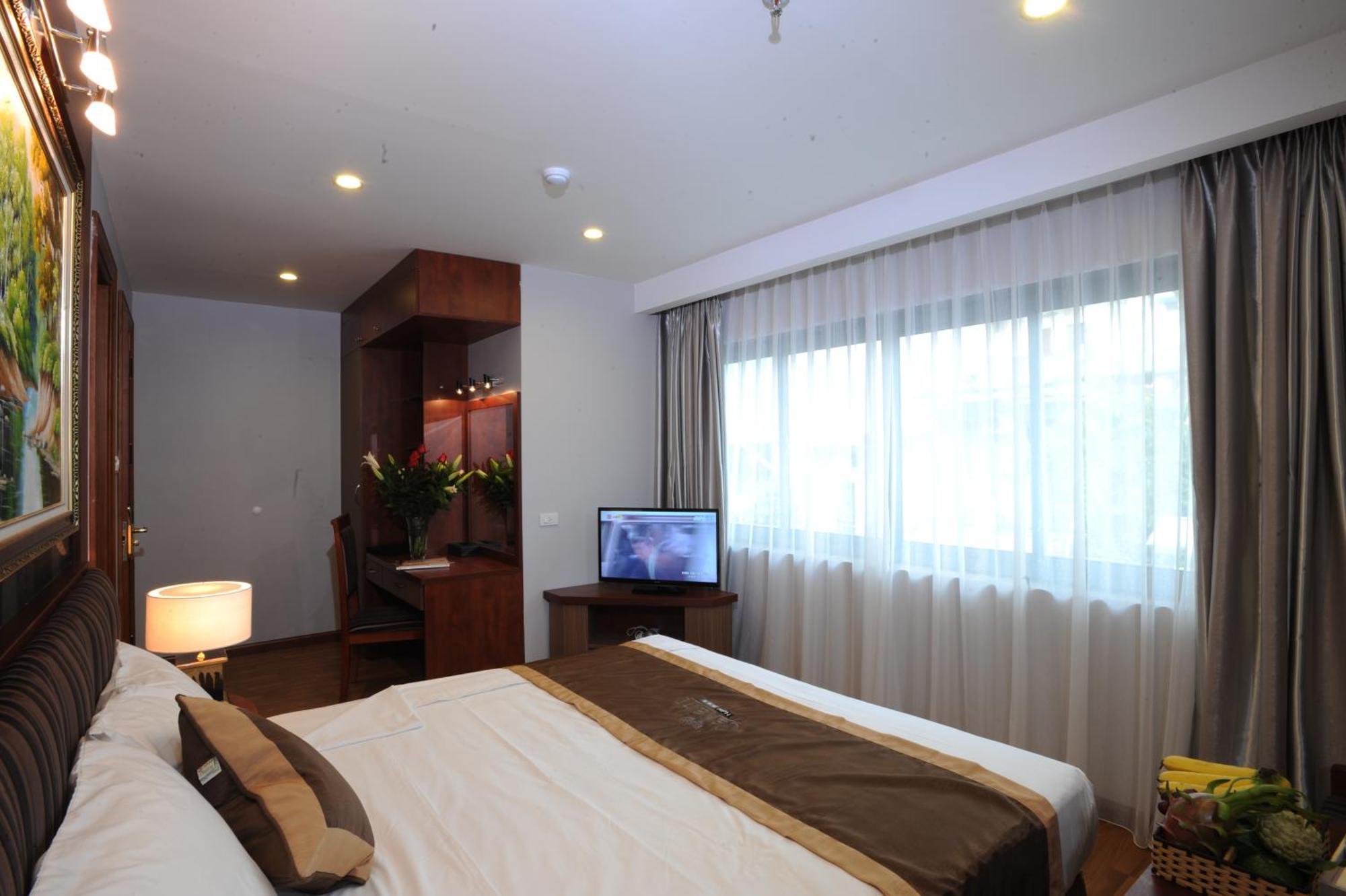 Gallant Hotel