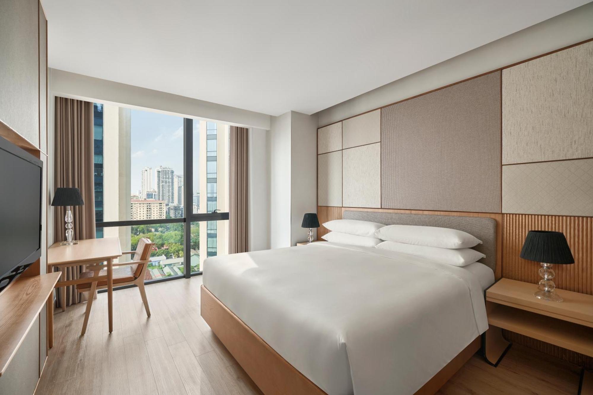 Hotel Sheraton West 5*