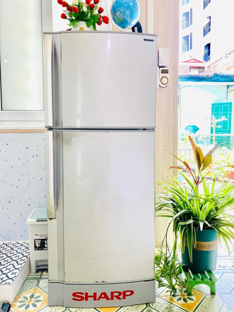 Cozy With Large Bed, Private Bathroom, Large Balcony * Hanoi
