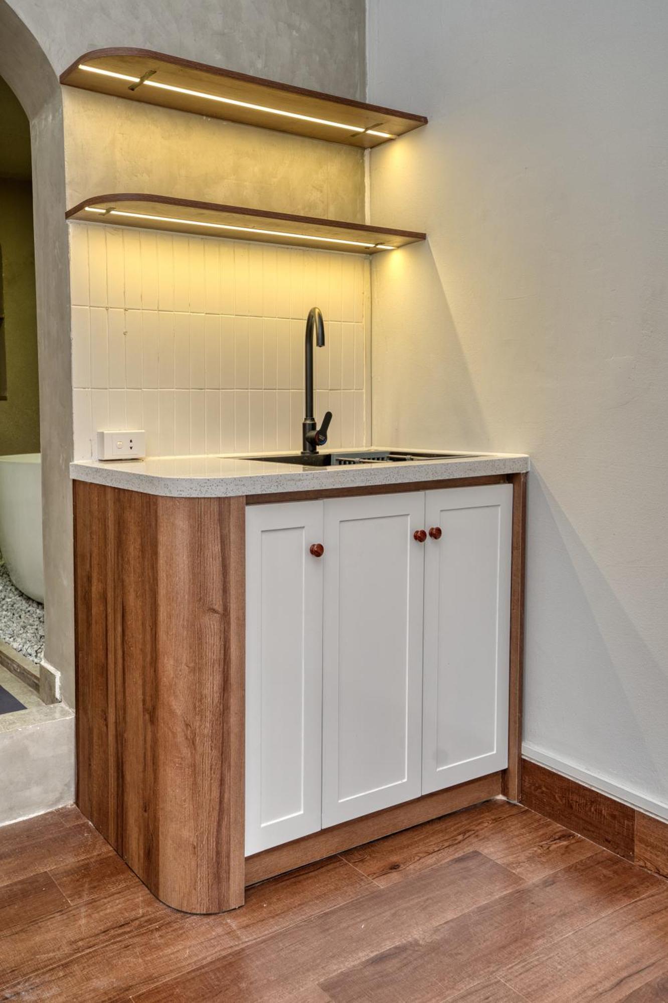 Annam Westlake Charm-brandnew-cozy Comfort-bathtub *