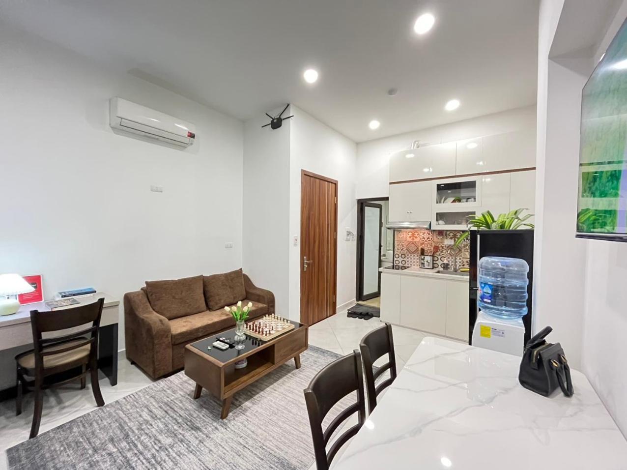 Sweet Home' Natudo 285 Doi Can, Ba Dinh, Ha Noi Apartment *
